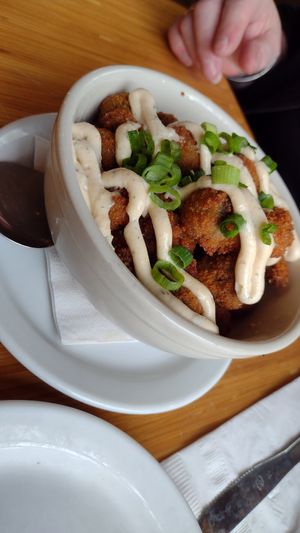 Breaded mushrooms with ranch (instead of remoulade) at Pig Minds Brewing in Machesney Park