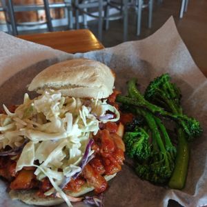 BBQ Porky Sandwich at Pig Minds Brewing in Machesney Park