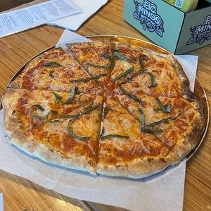 ill take it easy pizza at Pig Minds Brewing in Machesney Park