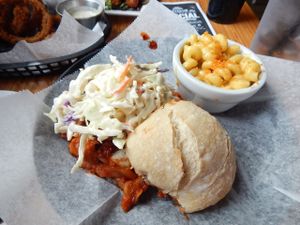 BBQ Porky Sandwich with a side of Mac and Cheeze at Pig Minds Brewing in Machesney Park