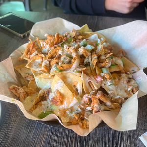 buffalo chickn nachos special at Pig Minds Brewing in Machesney Park