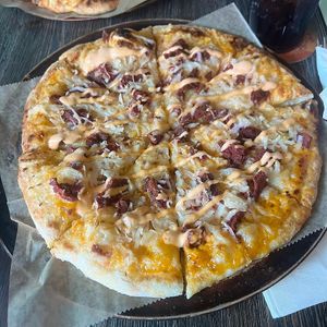 reuben pizza special at Pig Minds Brewing in Machesney Park