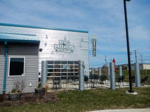 outside at Pig Minds Brewing in Machesney Park