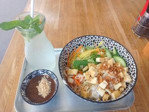  at Tre Viet in Vienna