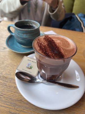 Mork chocolate latte   at Latte Graphic - Jiyugaoka in Tokyo