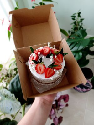 Mini bolo de morango com um toque de limão at Grão a Grão in Caldas Da Rainha