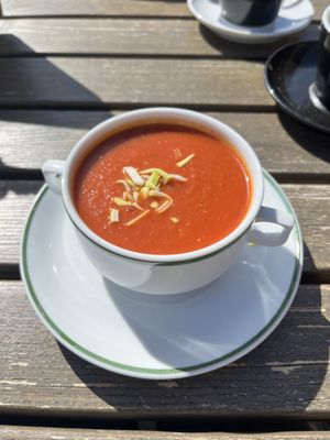 Vegan tomato soup  at Kölner Haus in Serfaus