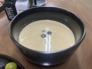 Oatmeal with oat milk   at A Lo Natural in Ponce