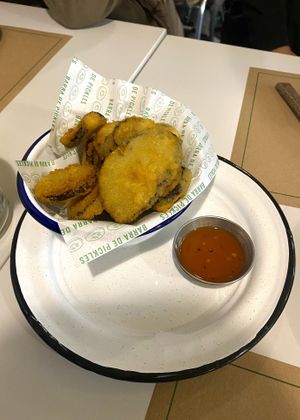 pepinillos fritos!!!   at Barra de Pickles in Santiago