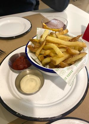   at Barra de Pickles in Santiago