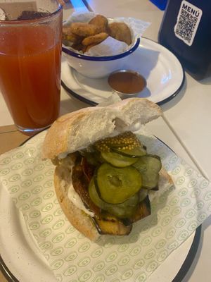   at Barra de Pickles in Santiago