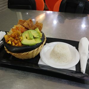Cazuela de frijoles at La Tamalera Vegetariana in Medellin