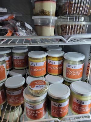 Spreads and vegan cheeses at Sōya - El Tunco in El Tunco