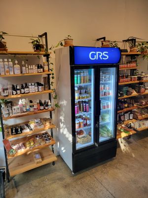 Small shop at Sōya - El Tunco in El Tunco