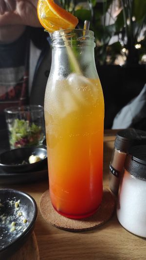 Mango-Sunrise-Limonade 4,90 € at VRÜH - All Day Breakfast in Dortmund