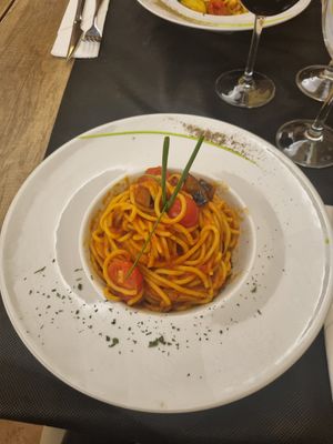 Spaghetti Norma without ricotta & parmesan at La Terrazza - Pza La Virgen in Valencia