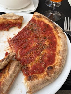 Marinara pizza   at La Terrazza - Pza La Virgen in Valencia
