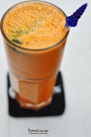 Ace of Hearts at Living Juices in Koh Tao