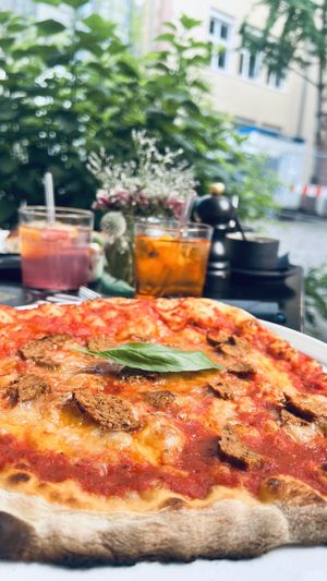 Vegane Salami Pizza   at schnack in Mainz