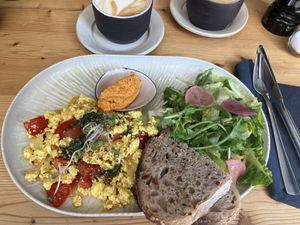 Rührtofu mit Tomatenmargerine  at schnack in Mainz