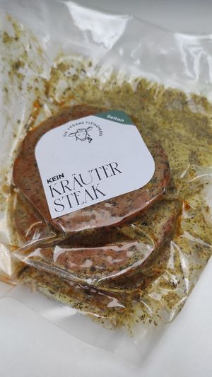 Kräuter Steak at Die Vegane Fleischerei in Dresden