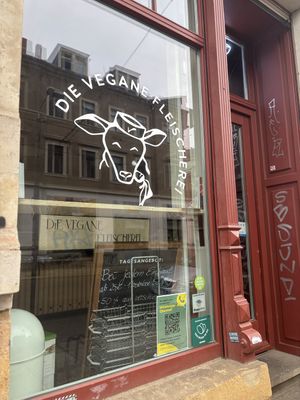 Front of the store  at Die Vegane Fleischerei in Dresden