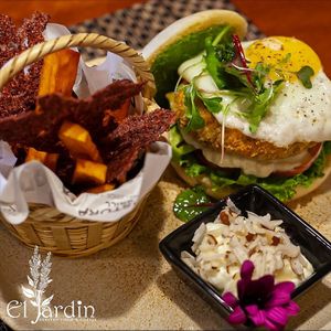Hamburguesa de Garbanzo at El Jardin Healthy Food And Coffee in Cusco