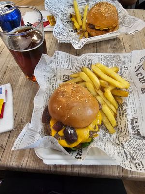 Opção vegana super saborosa at SCL - Uncle Fletch - T2  in Santiago