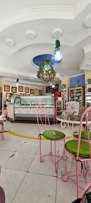  at Gelateria Paradiso in Cartagena