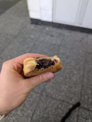 Red filling at Gozasoro in Osaka