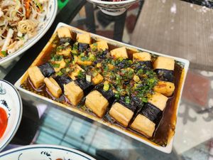 Seaweed wrapped tofu at Tam Coc Ngo Dong Homestay and Vegan Restaurant in Ninh Binh