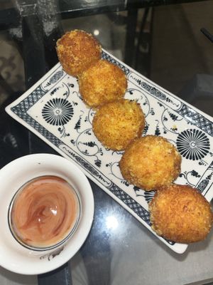 Fried potatoes  at Tam Coc Ngo Dong Homestay and Vegan Restaurant in Ninh Binh