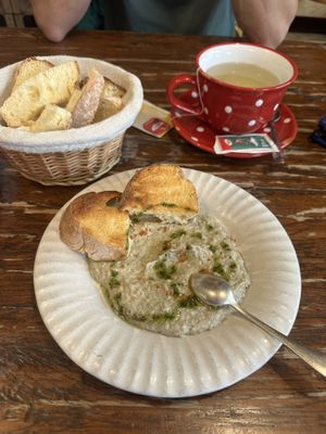 Babaganoush vegan   at Humus in Bolzano