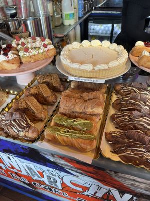   at LG Cafe in Arundel