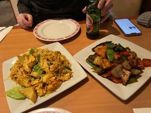 Singapore Noodle and Kung Po both wi Tofu #Veganuary at Eric's Asian Cafe in Idaho Springs
