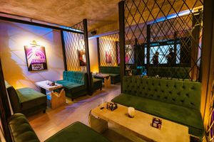 Esse aqui é nosso chamego. Uma área privada feita somente por reserva   at Viral Club Gastrobar in Rio De Janeiro