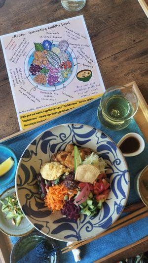 Buddha bowl at Neo Earth Cafe Smile Smoothie in Ishigaki