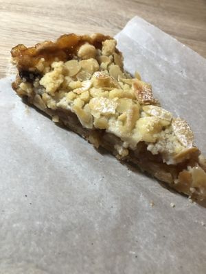 apple tarte at Deli Kitchen in Munich