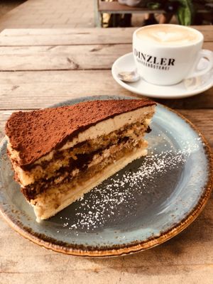 Vegane Tiramisutorte   at Deli Kitchen in Munich