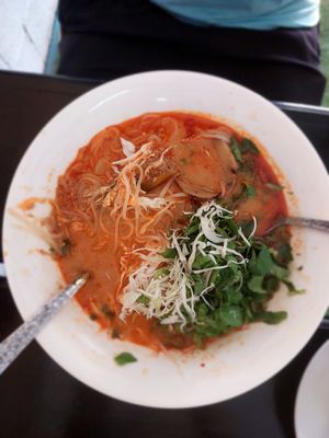 Suki at Kaun Im Yok Vegan Restaurant - H&H in Vang Vieng