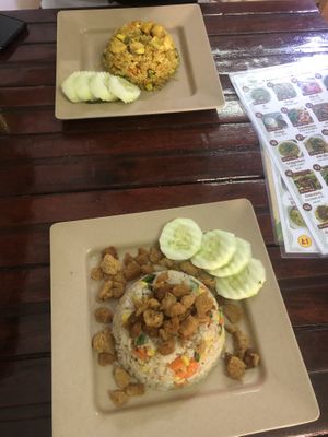 fried rice (meh)  at Kaun Im Yok Vegan Restaurant - H&H in Vang Vieng