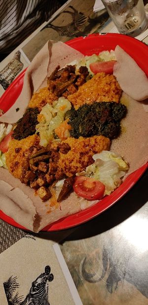 Vegane Platte für zwei Personen at Mogogo in Karlsruhe