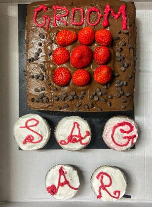 Chocolate truffle cake.
Super healthy and delicious.
Made using oat flour, olive oil, dates for sweetness and plant milk.
Frosting using coconut cream. at Sid Vegan in Dehradun