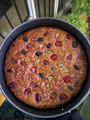 Rich Plum-spice cake.
Contains all the goodness of berries, nuts, dried fruits, olive oil, spices and more.
Soaked in orange juice- Blueberry Cranberry, dried Plum, Apricot, Walnuts, Almonds, Raisins, figs, cherry and all the healthy ingredients. at Sid Vegan in Dehradun