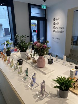 Interior  at NO Cosmetics in Berlin
