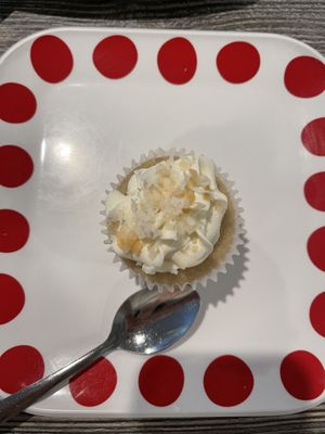 coconut cupcake  at Sipz Fusion Cafe - Clairemont Mesa in San Diego