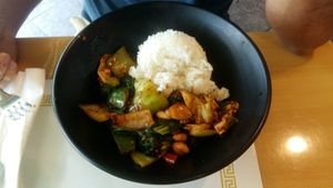 Kung Pao at Sipz Fusion Cafe - Clairemont Mesa in San Diego