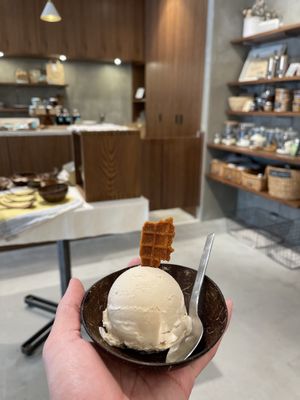   at sari sari store サリサリストア in Osaka