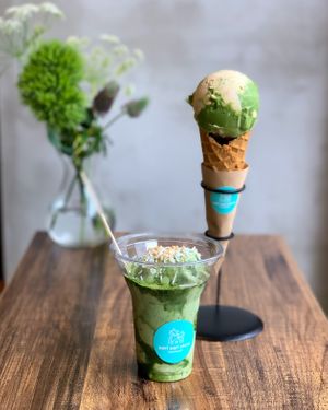  at sari sari store サリサリストア in Osaka