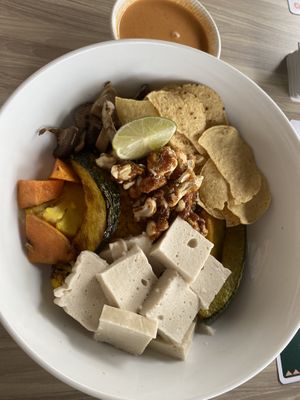 Buddha bowl (delish)   at La Juiceria   in Kuala Lumpur